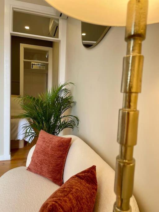Stylish & Sunrise From Your Sofa - Stay! Lisboa